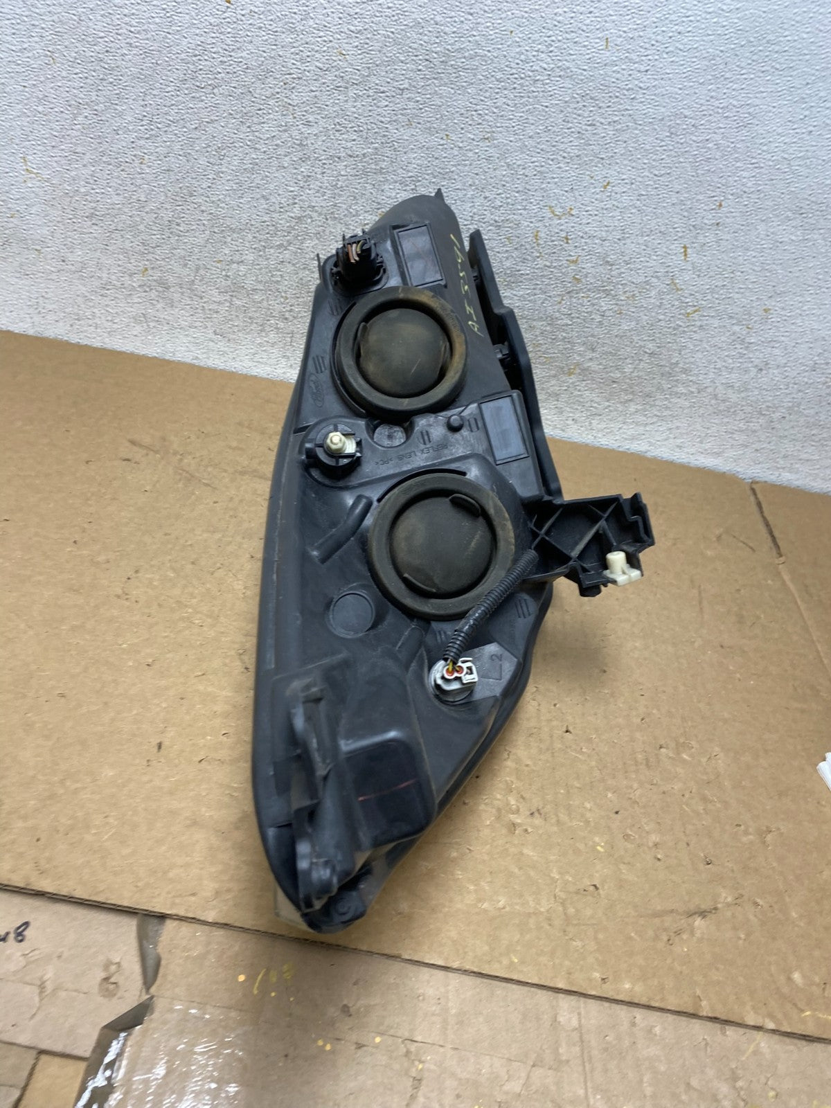 2013 - 2016 Ford Escape Headlight Left Driver Lh Side Halogen AI3591 DW11