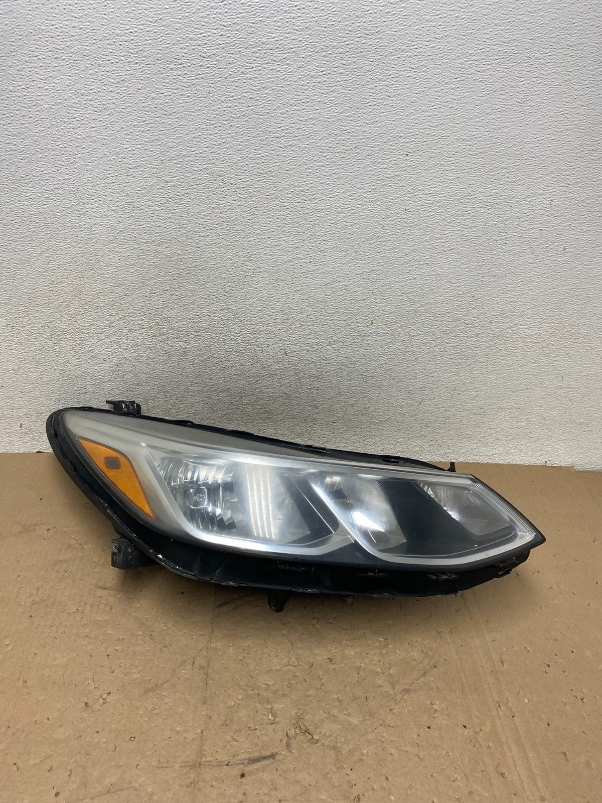 2016 to 2019 Chevrolet Cruze Right Passenger Halogen Headlight AG5441 DW0