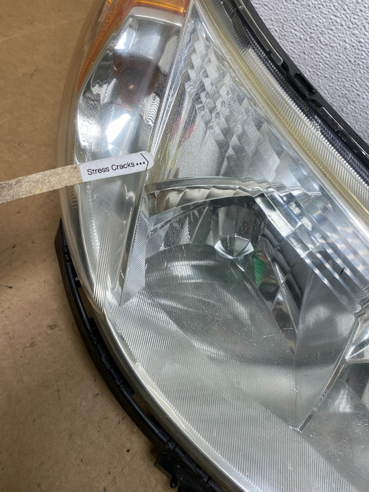2009 - 2013 Subaru Forester Right Passenger Side Halogen Headlight AE3241 DW4