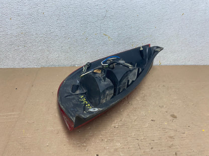 2002 to 2004 Suzuki Aerio Wagon Right Passenger RH Tail Light n7937 DG6