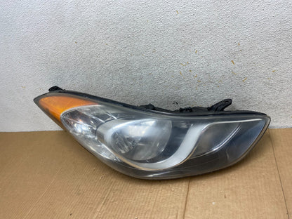 2011 2012 2013 Hyundai Elantra Right Passenger Headlight AI5742 DW1