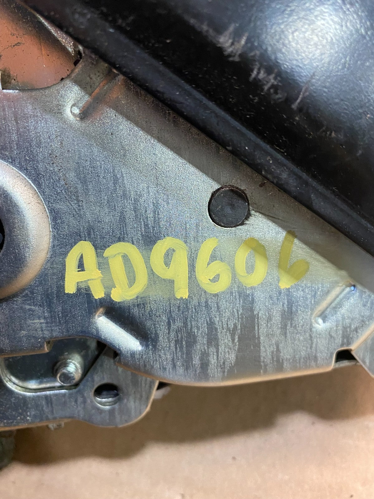 2006 to 2008 Dodge Durango Power Liftgate A6869326D AD96066