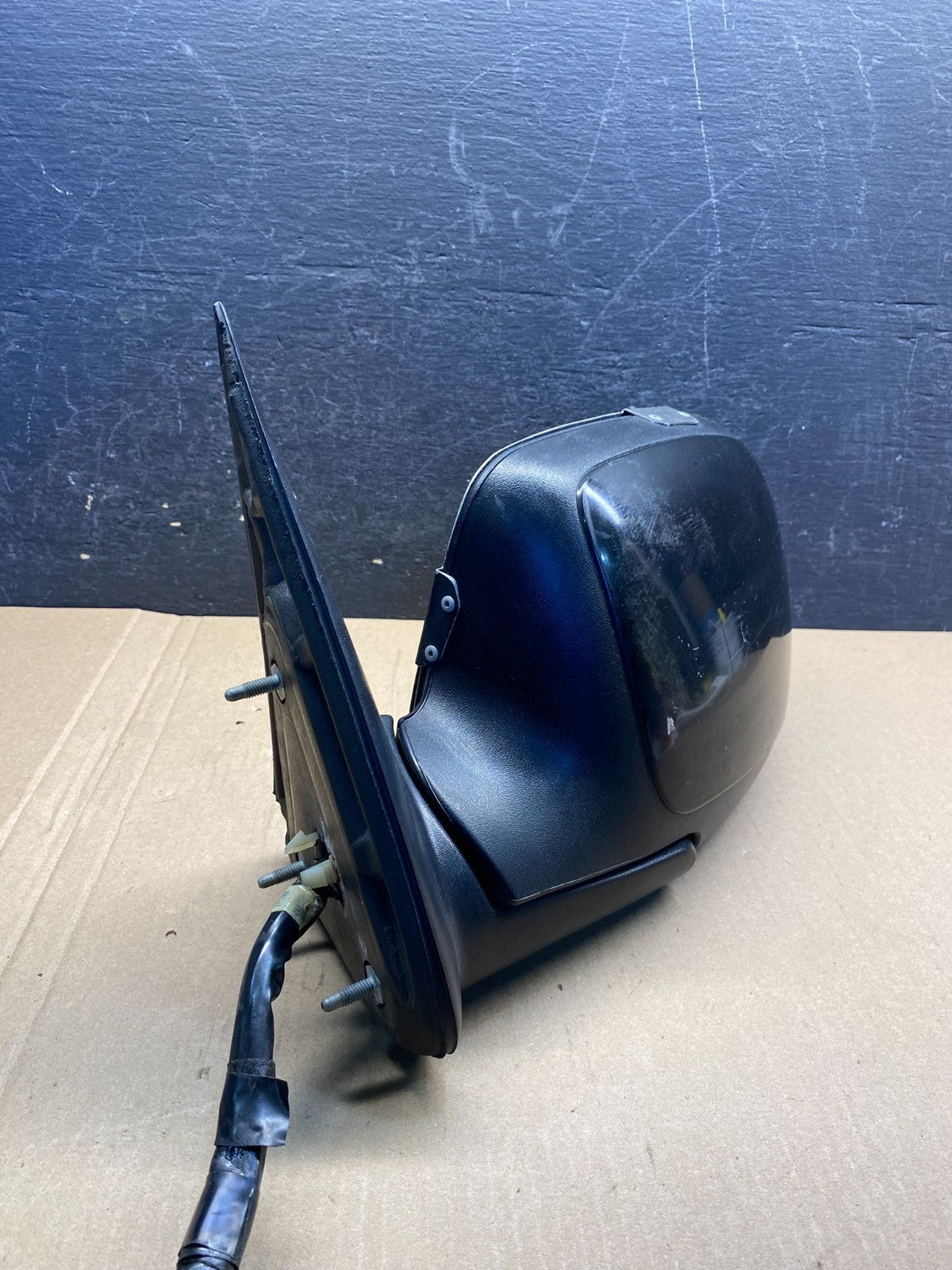 2003-2006 Chevrolet Tahoe Suburban Left Driver LH Turn Door Mirror AG3510 DW1