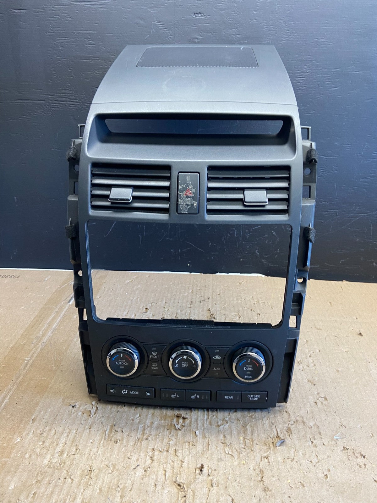 2010 - 2015 Mazda CX-9 Radio Dash Trim Bezel W/Vent AC Climate Control ab8625 DG0