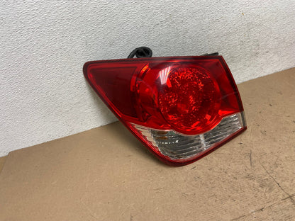 2011 2012 2013 2014 Chevrolet Cruze Left Driver LH Side Tail Light AF5686 LK2