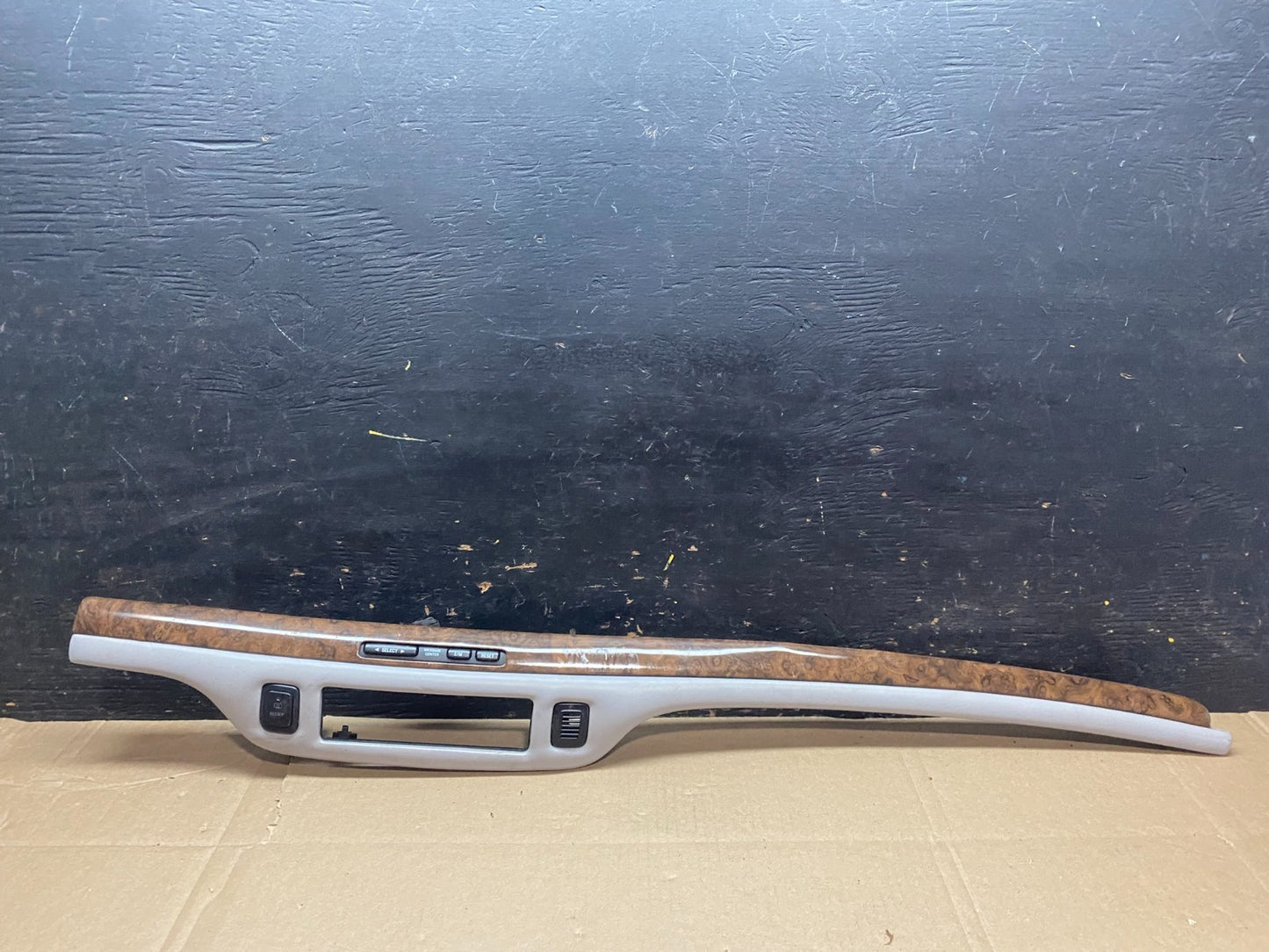 1995 - 1997 Lincoln Town Car AC Heater Climate Control Bezel Trim u0049 DG0