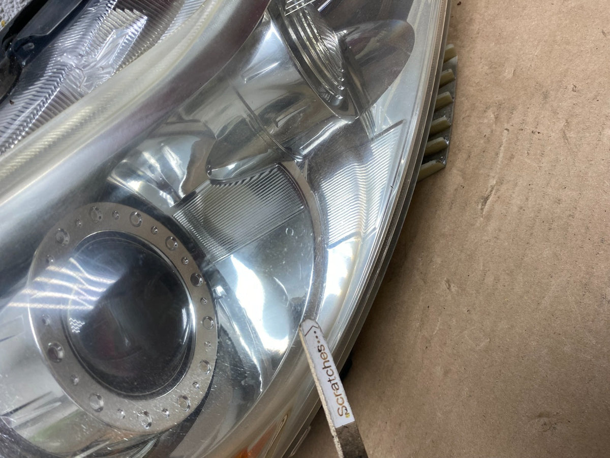2010-2012 Infiniti G37 Right Passenger Side Xenon HID Headlight AH9366 DW3
