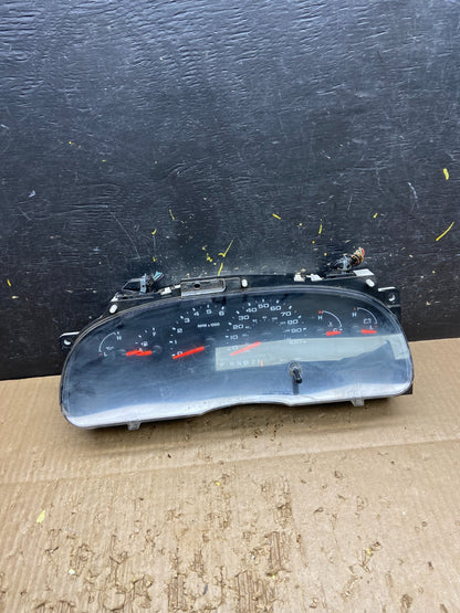 2006 Ford E350 Gauge Speedometer Cluster OEM v7841 DG0