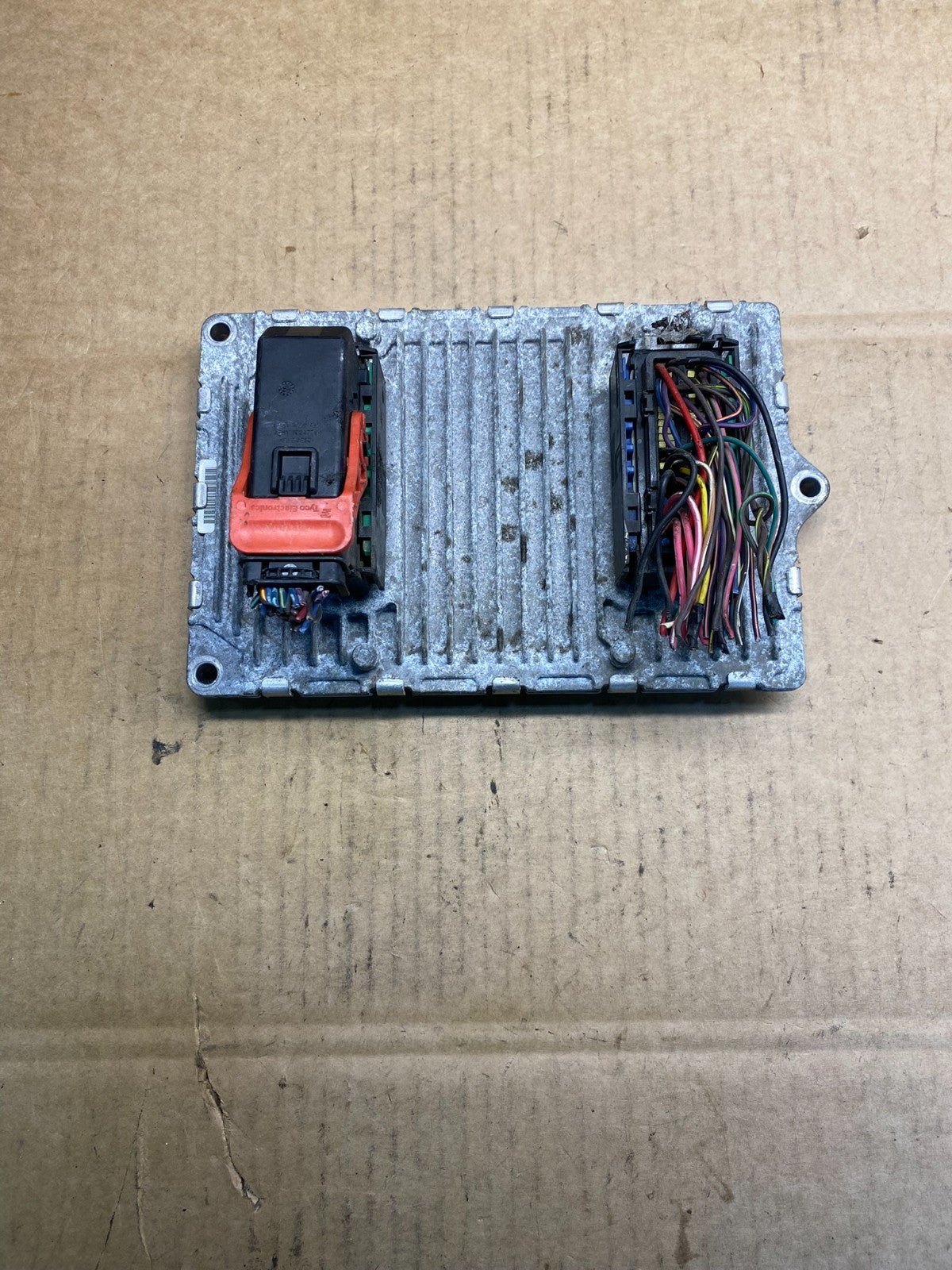 2014 RAM 1500 5.7L ECU ECM Engine Control Computer p05150816ab AD2925 DG0