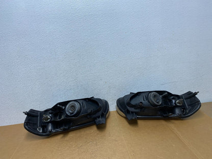 2000 to 2001 Nissan Maxima Left+Right Side Set Halogen Headlights AD9164 DW6