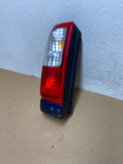 2000 to 2004 Isuzu Rodeo Left+Right Side Tail Lights AF99251