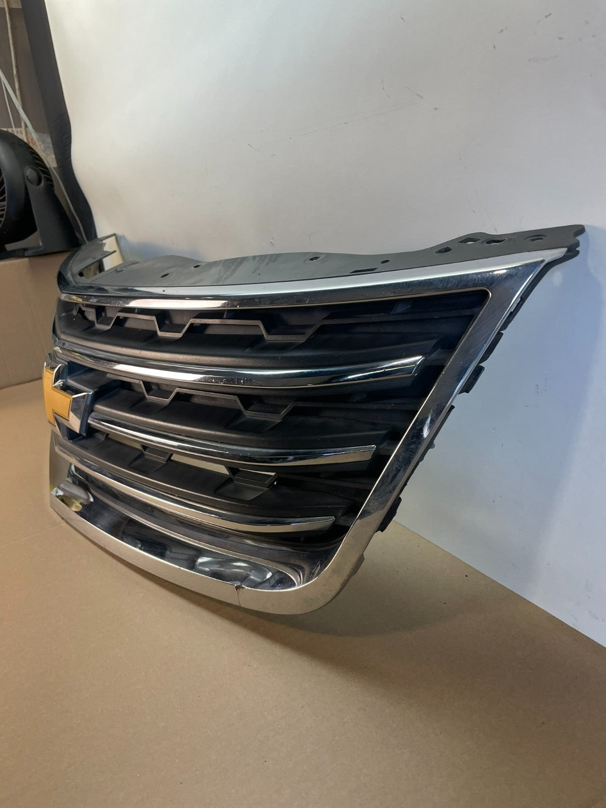 2013 to 2017 Chevrolet Traverse Front Upper Grill Grille AG2564 MS1