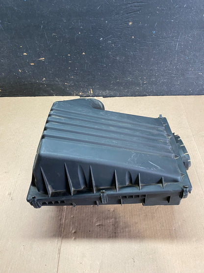 2007 to 2010 BMW X5 Air Intake Cleaner Filter Housing Box N5419 DG2