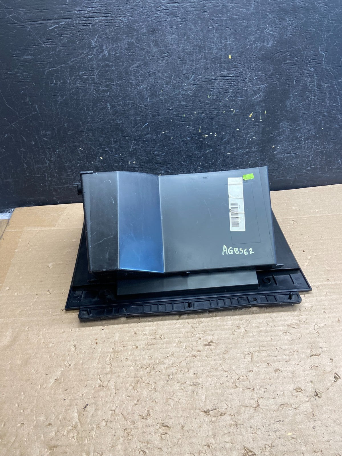 2004 to 2008 Ford F-150 Front Right Passenger Storage Glove Box AG85624