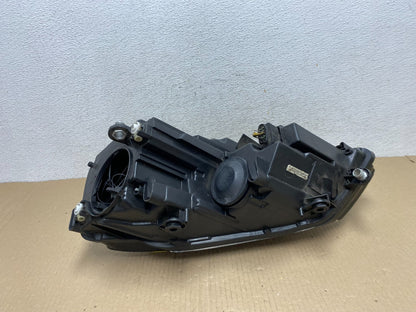 2011 to 2014 Volkswagen Jetta Right Passenger RH Headlight Halogen AE9490 DW3