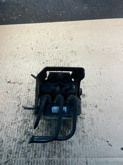 Chevrolet GM ABS Anti-Lock Brake Module 13567128 V5323 PS4