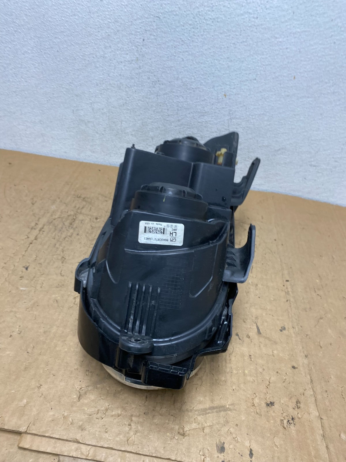 2012 to 2015 Chevrolet Sonic Left Driver LH Headlight AD0695 DW5