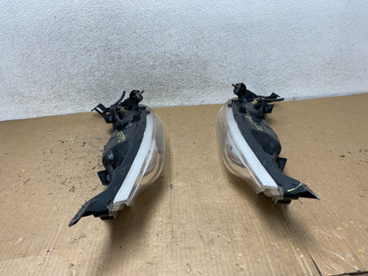 2011-2014 Nissan Juke Turn Signal Headlights Left+Right Halogen AI9342 LK10