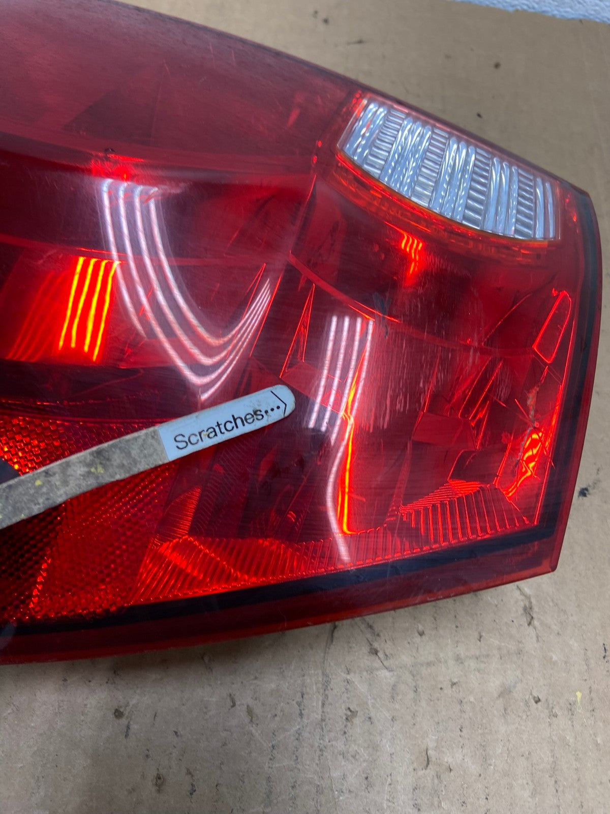 2006-2009 Pontiac Torrent Left Driver Lh Side Tail Light AD3141 LK3