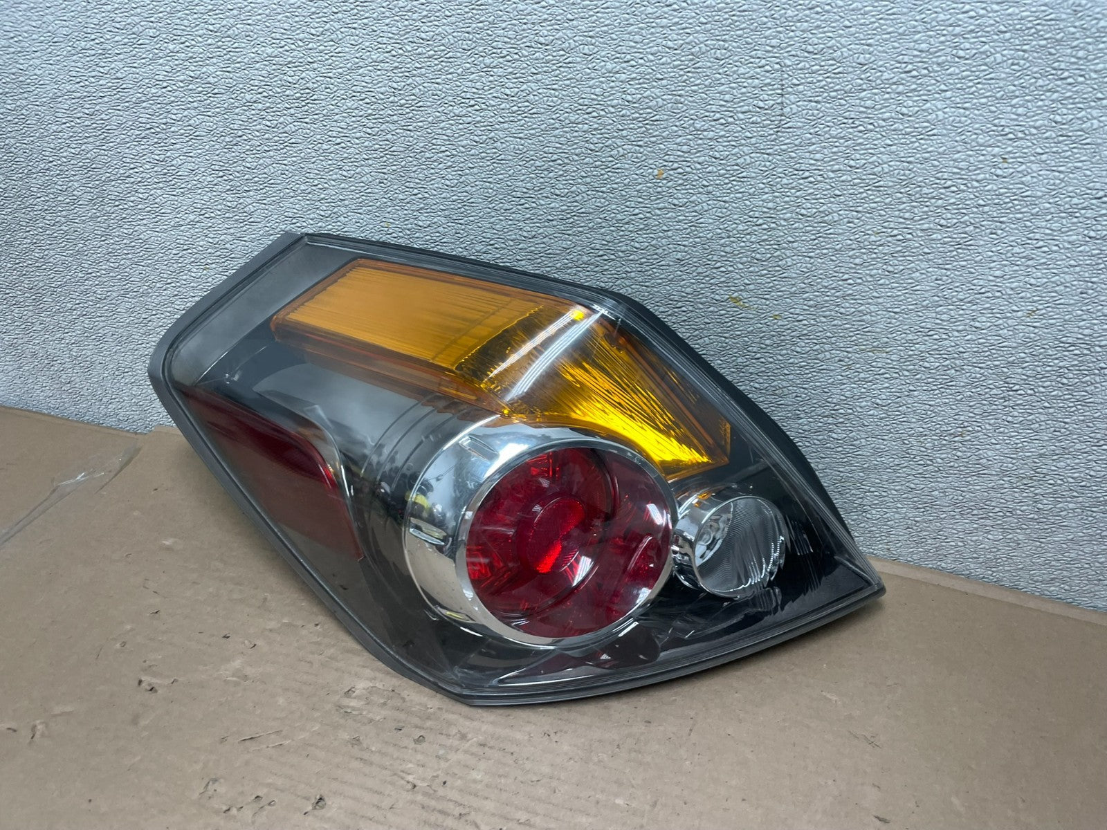 2007 to 2012 Nissan Altima Left Driver Lh Side Tail Light OEM AA9453 LK1
