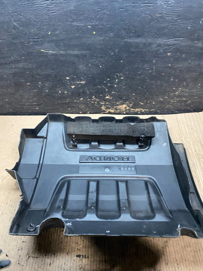 2005 to 2007 Honda Odyssey Black Engine Cover 3.5L No # V4073 DG6