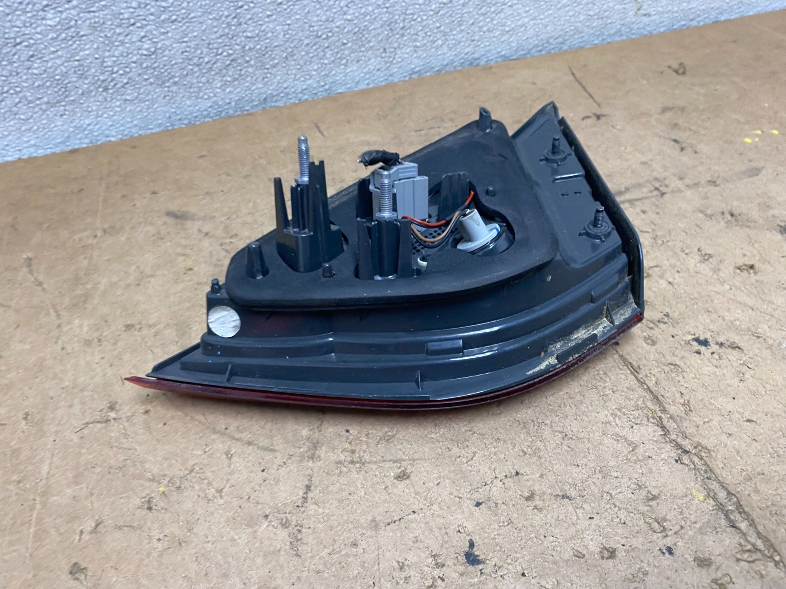 2015 to 2017 Chrysler 200 Sedan Left Driver Side Inner Tail Light Oem X7101 PS8