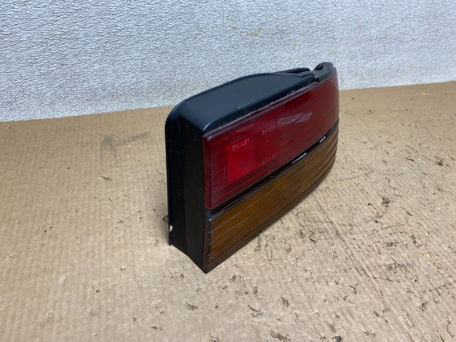 1989 Mazda MX-6  Right Passenger Rh Side Tail Light Oem W7543 DG2