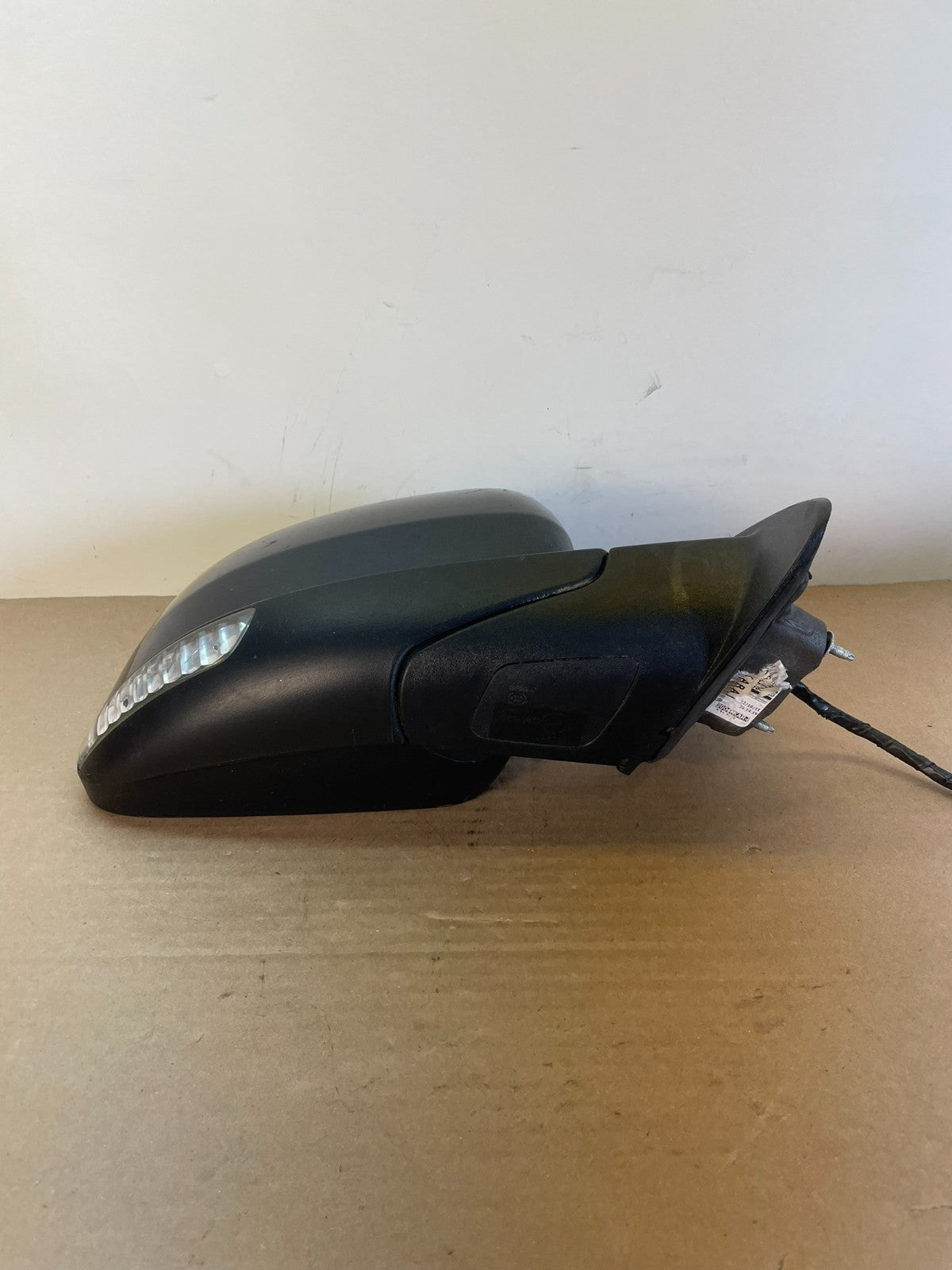 2011 to 2013 Dodge Durango Right Passenger Turn Sgn View Door Mirror AF5662 DG3