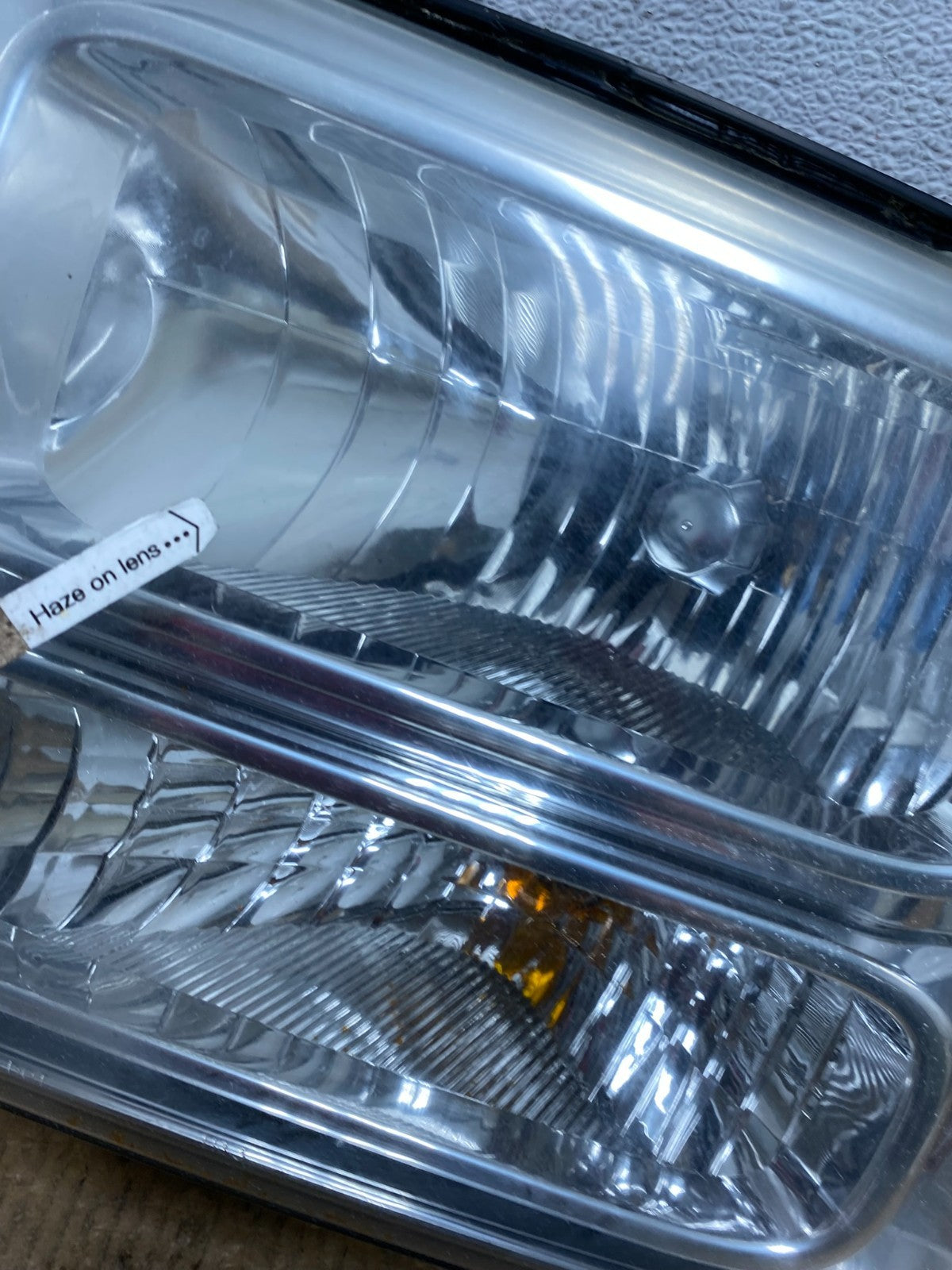 2005-2007 Ford F-250 F250 Super Duty Left Driver LH Side Headlight AE2748 DW4