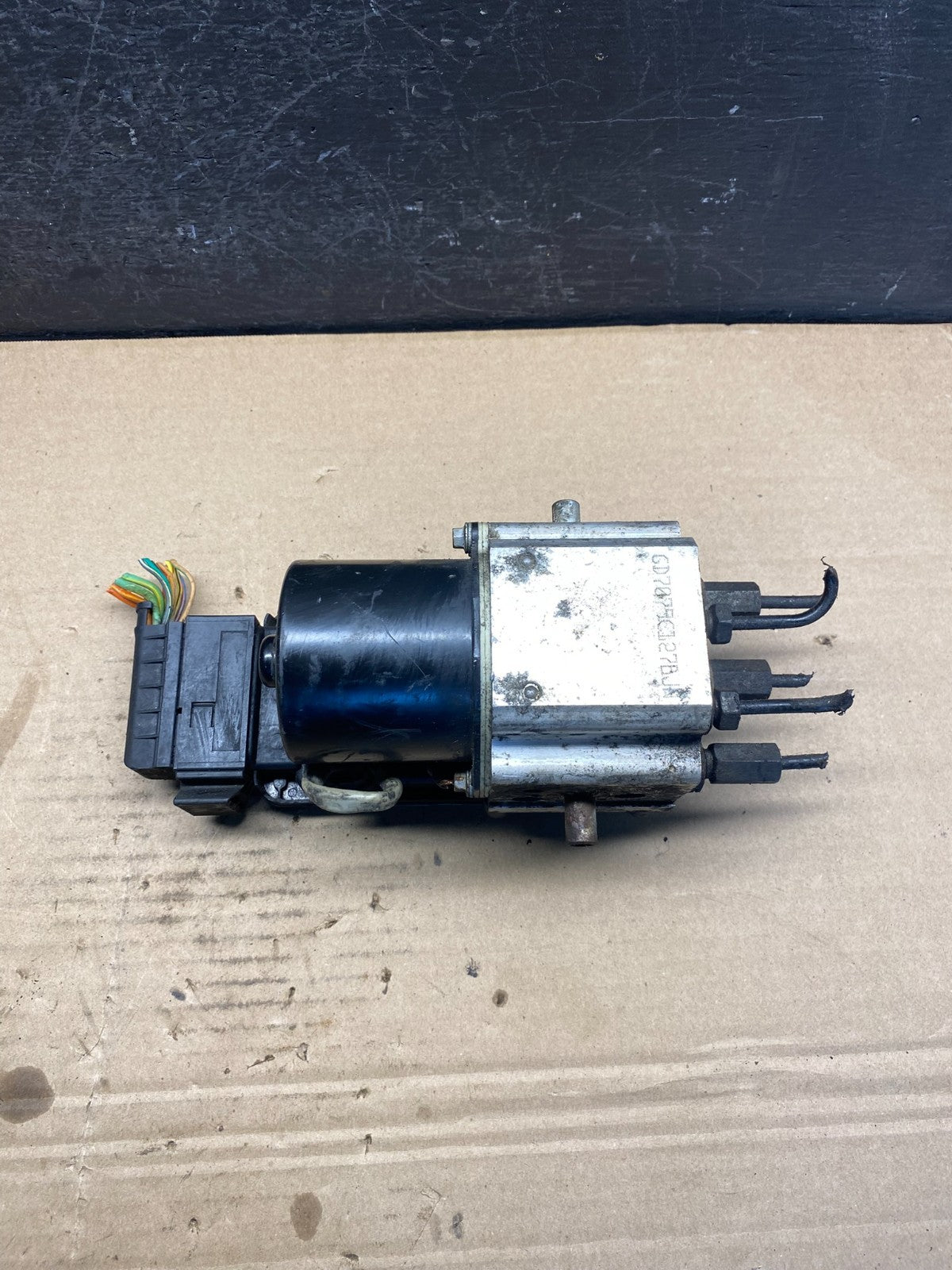 2006 2007 Ford E250 E350 Anti-Lock ABS Antilock Brake Pump AE2233 DW1