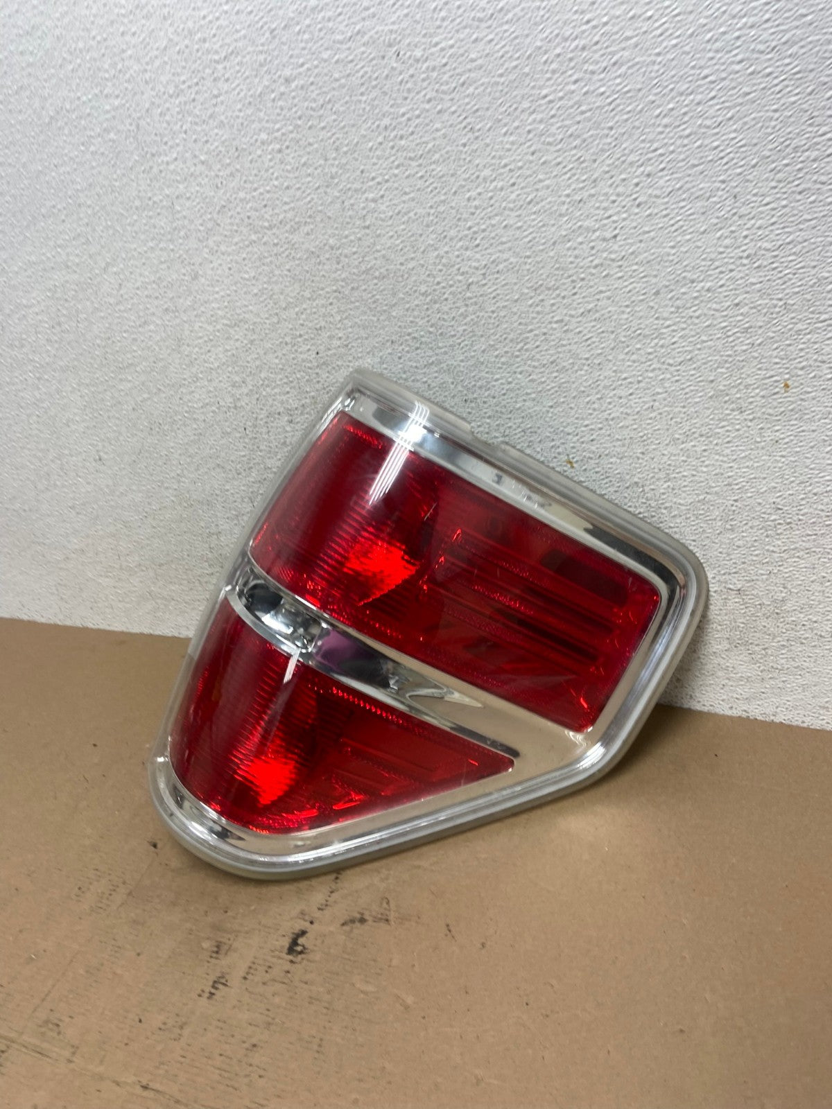 2009 to 2014 Ford F150 F-150 Right Passenger RH Side Tail Light AF4445 LK1