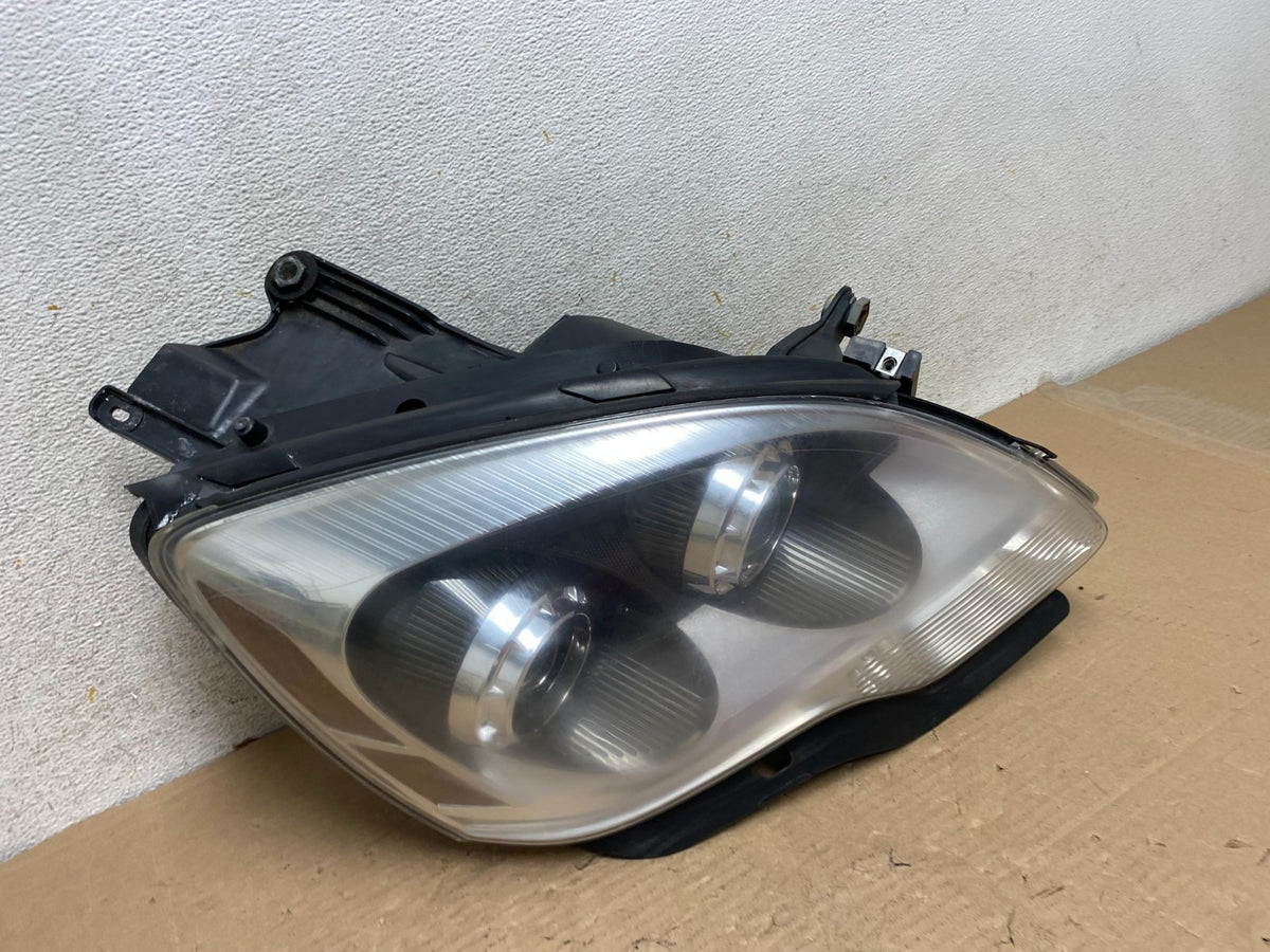 2007 to 2012 Gmc Acadia Halogen Headlight Right Passenger Side AH9527 DW2