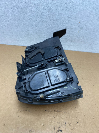 2000 to 2005 Cadillac Deville Left Driver LH Side Headlight AD5233 DW10