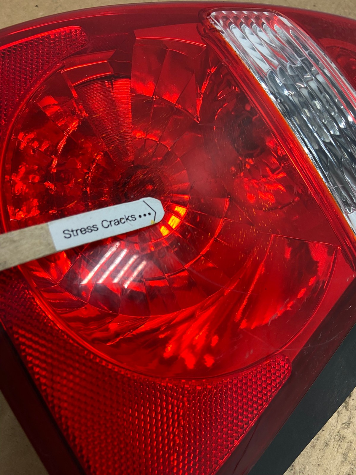 2004 to 2008 Chevrolet Malibu Left Driver Lh Side Tail Light AC3648 LK4