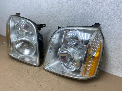 2007 - 2014 GMC Yukon Halogen Headlights Left+Right Side Set AH9478 DW1
