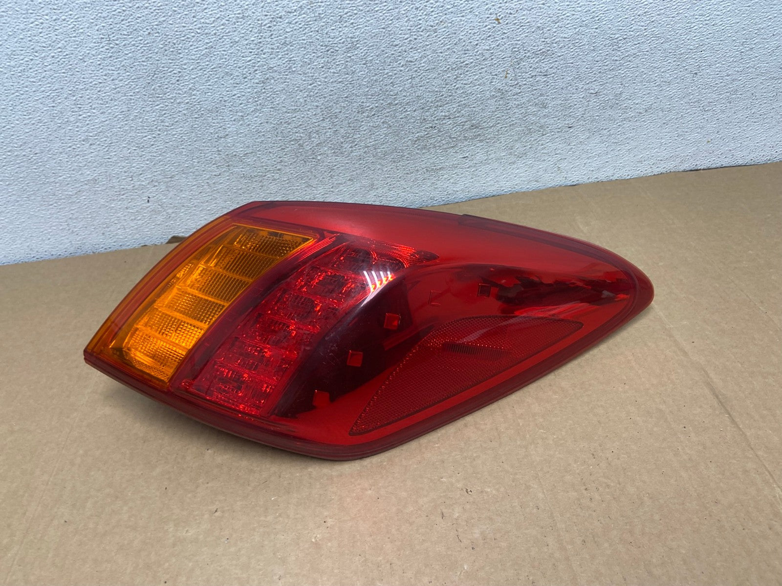 2009 2010 Nissan Murano Right Passenger Rh Side Tail Light AG1974 LK0