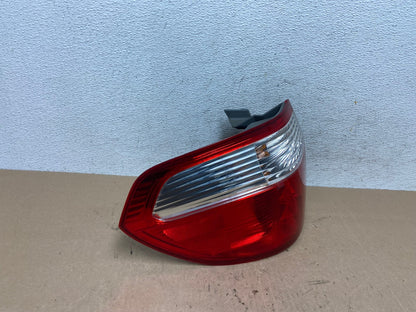 2005 2006 2007 Honda Odyssey Left Driver LH Side Tail Light AE6059 LK2
