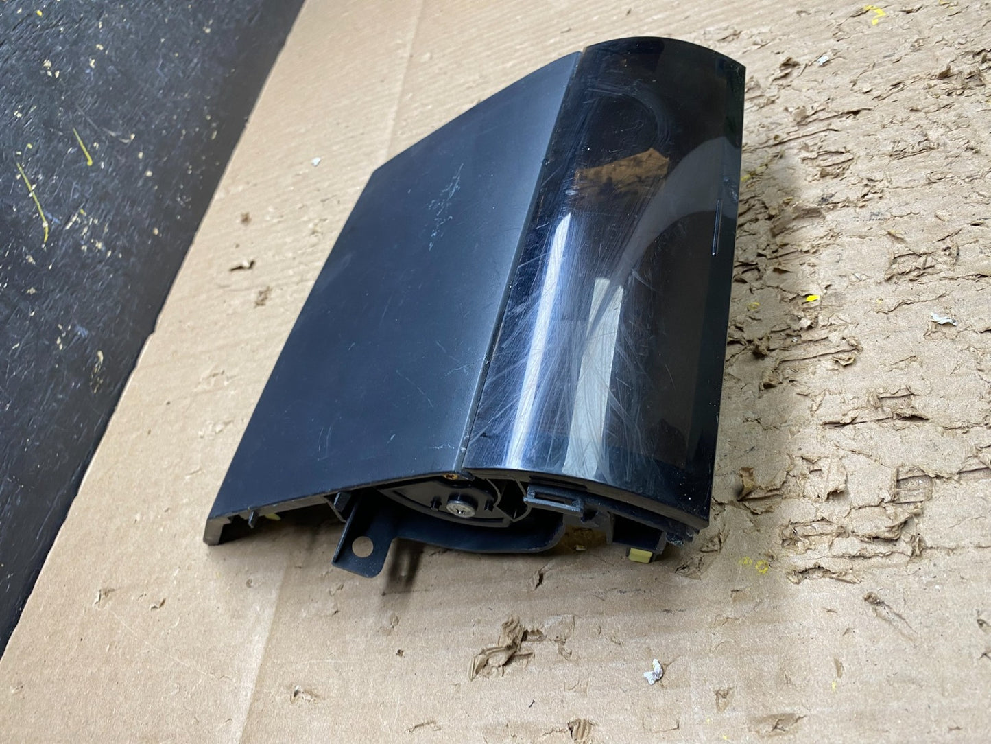 2004 to 2009 Toyota Prius Center Console Storage Trim Bezel v7401 DG2
