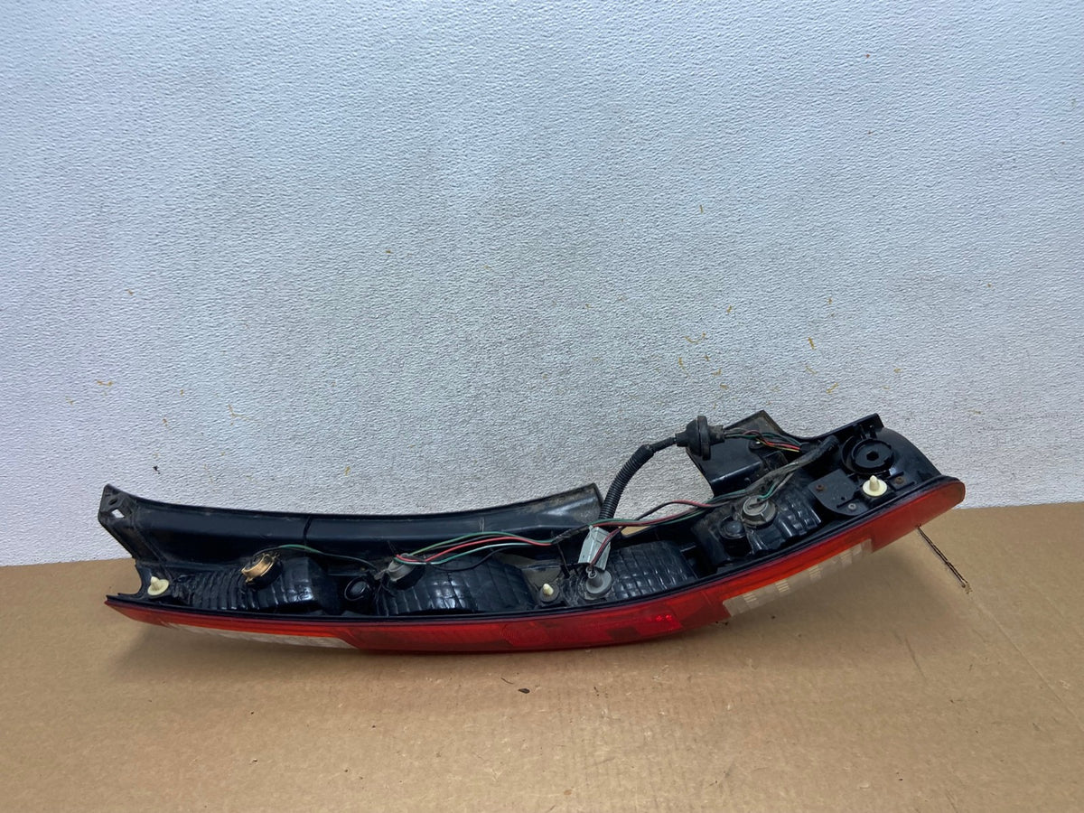 2005 to 2006 Honda Cr-v Crv Right Passenger Side Tail Light AI2642 LK6