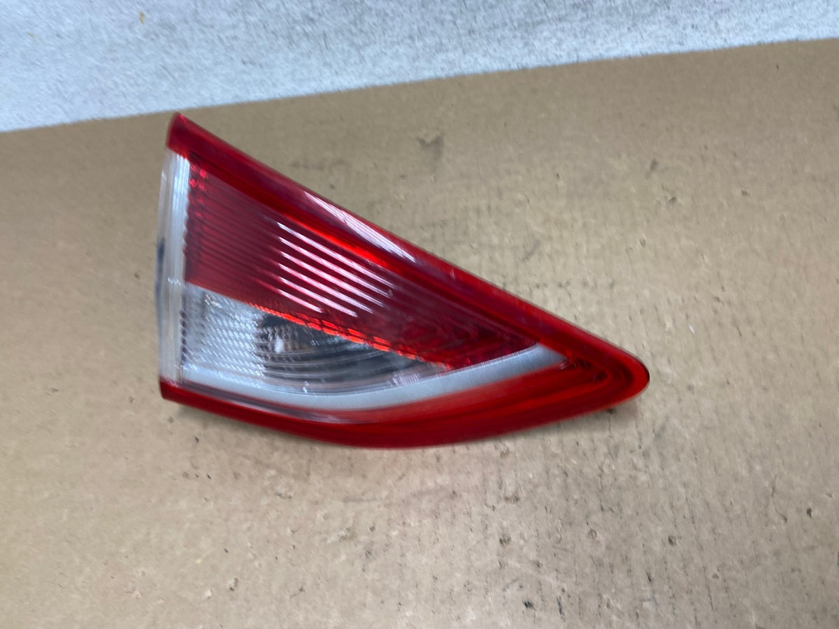 2013 to 2016 Ford Escape Left Driver LH Side Inner Tail Light AI3444 LK1