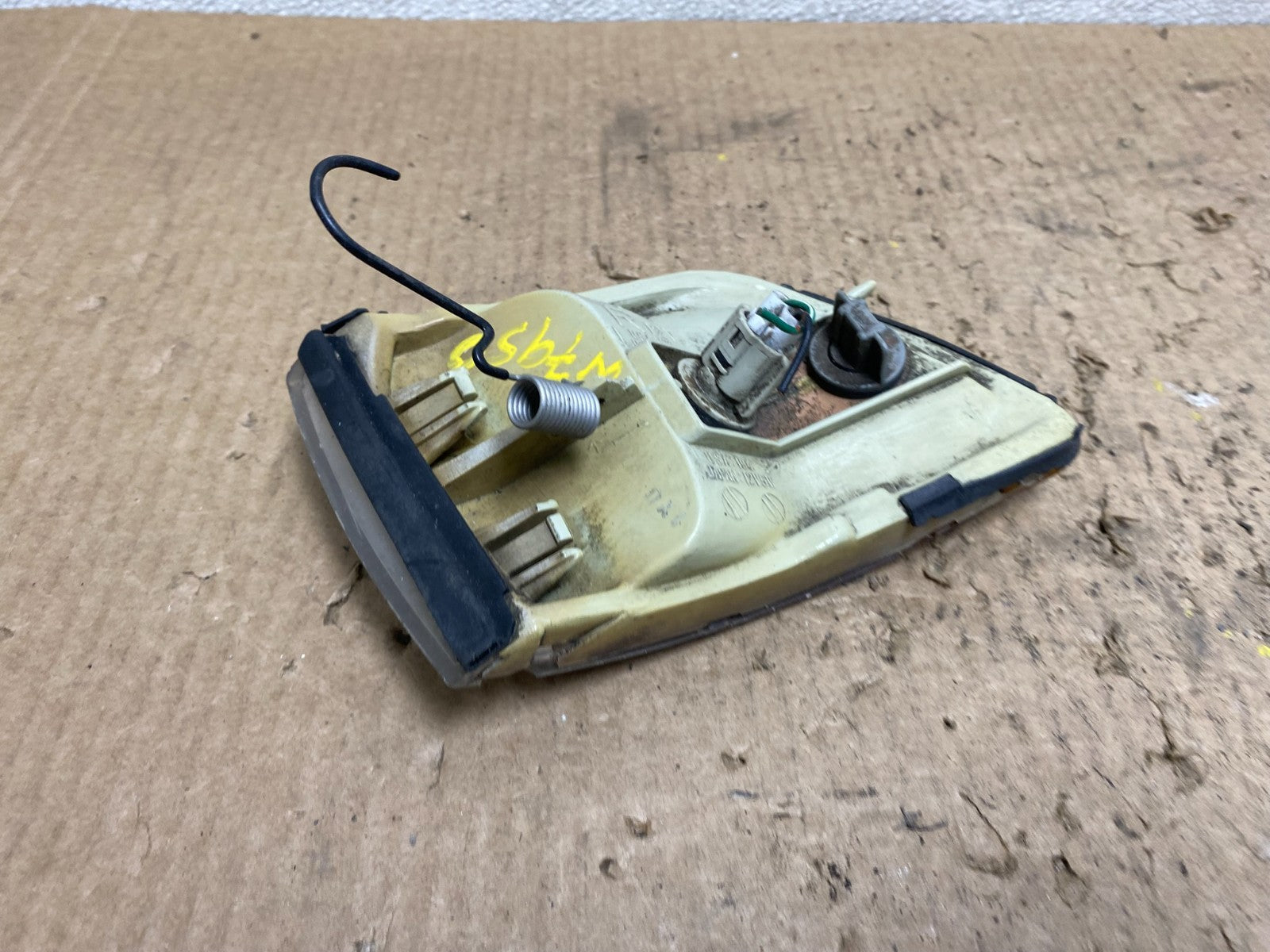 1989 to 1994 Mitsubishi Galant front corner light Right W7950 PS5