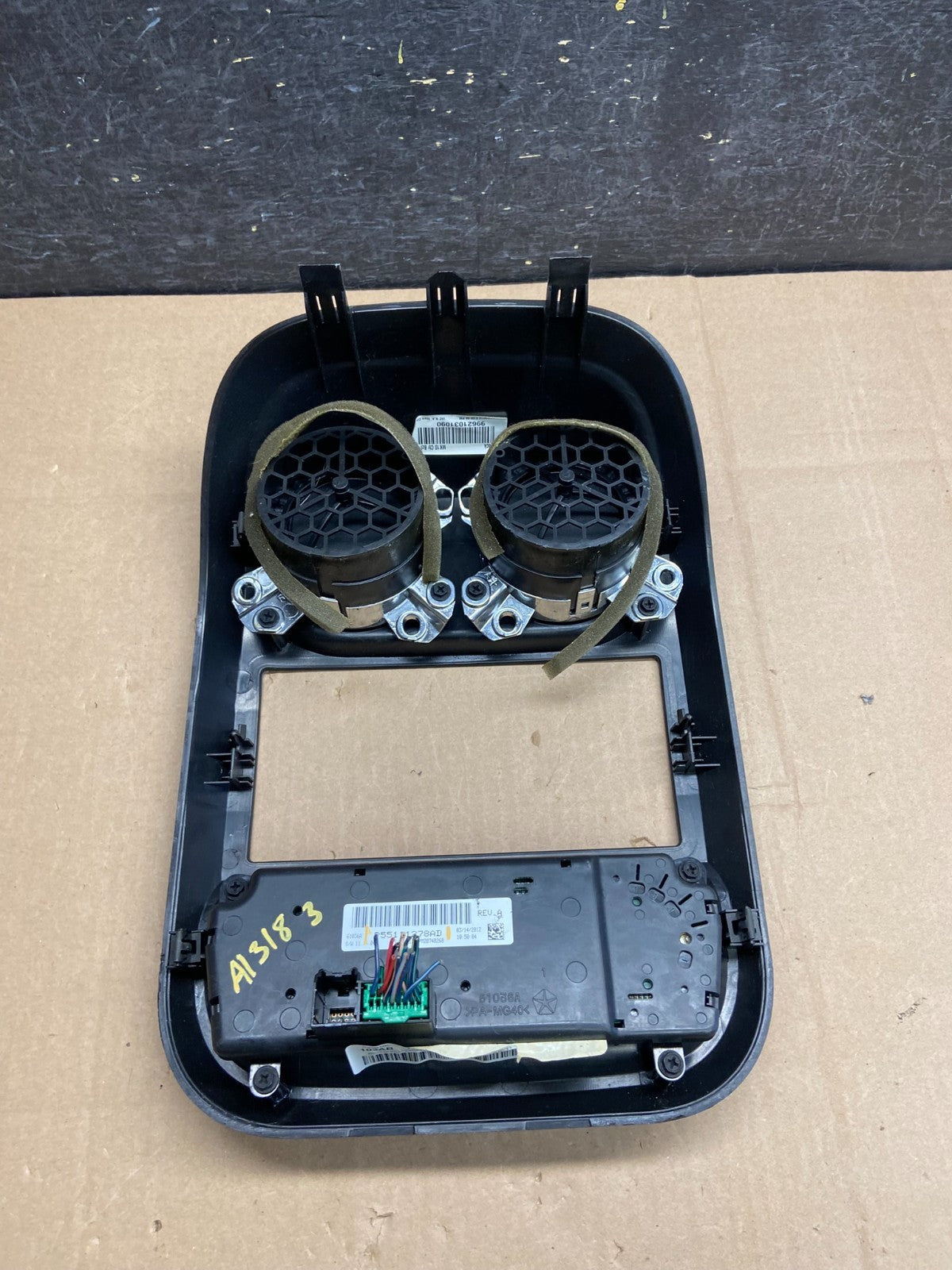 2011 to 2017 Jeep Compass Dash Climate Temperature Control Radio Bezel AI3183 DG5