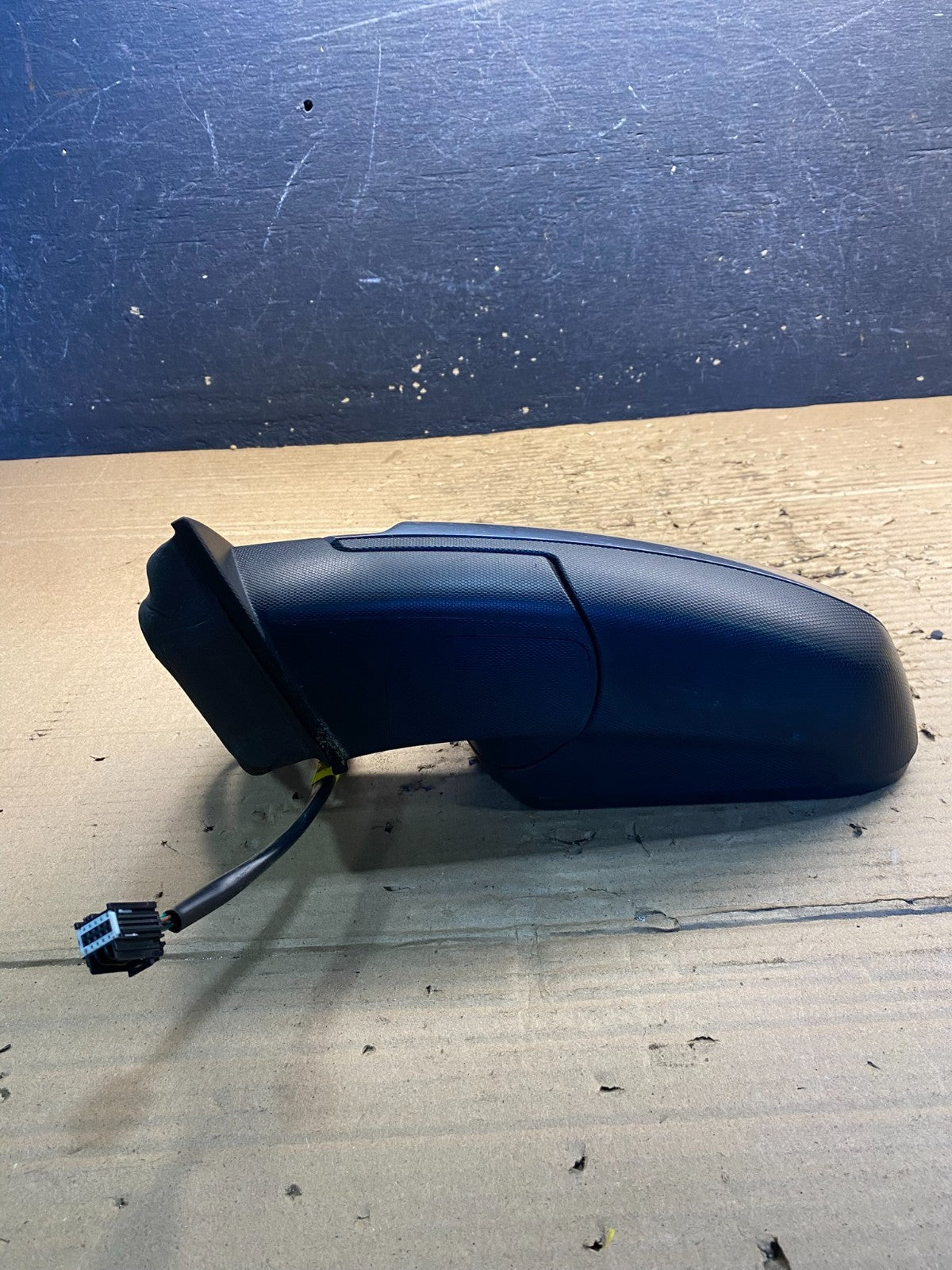 2010 to 2015 Chevrolet Equinox Left Side View Door Mirror OEM AA3376 MS3