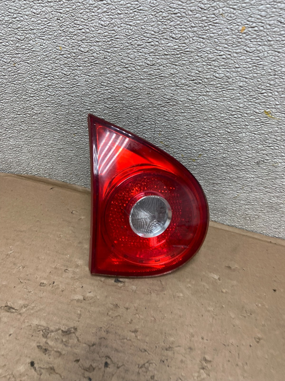 2006-2009 Volkswagen Golf Left Driver Lh Side Tail Light Inner Trunk AB0279 LK0