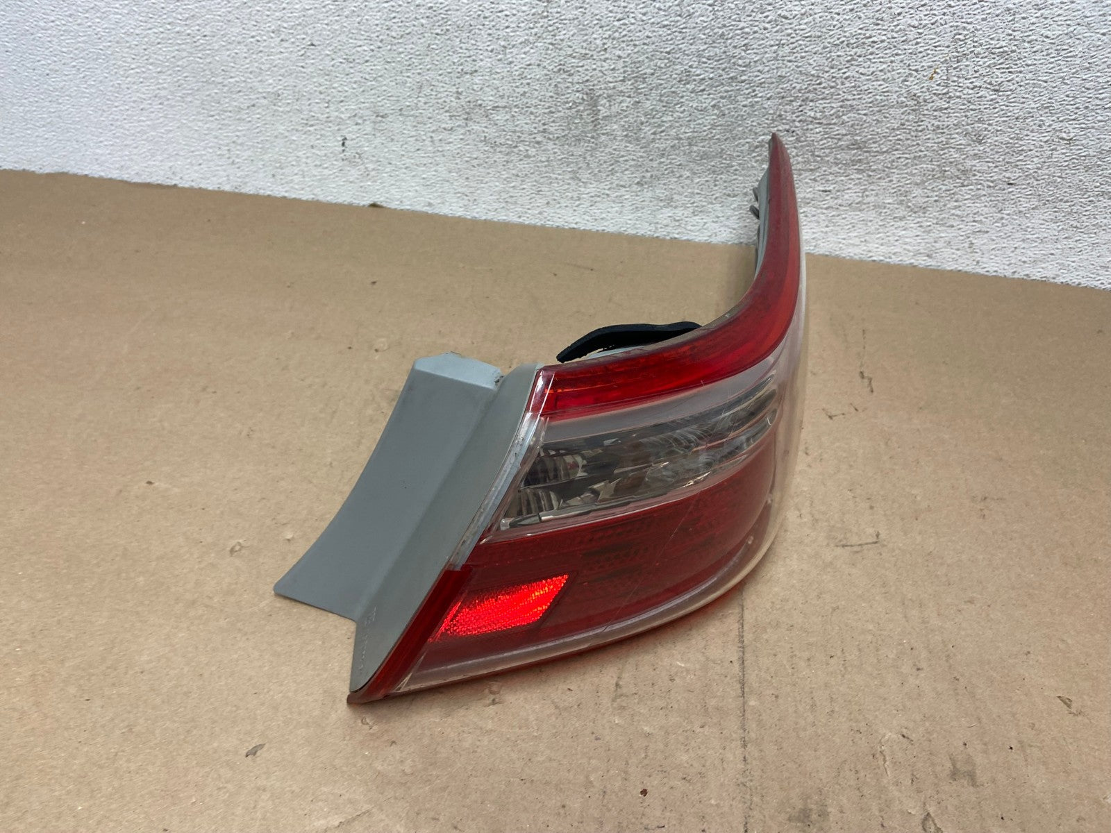 2007 2008 2009 Toyota Camry Right Passenger Side Tail Light AG4609 LK2