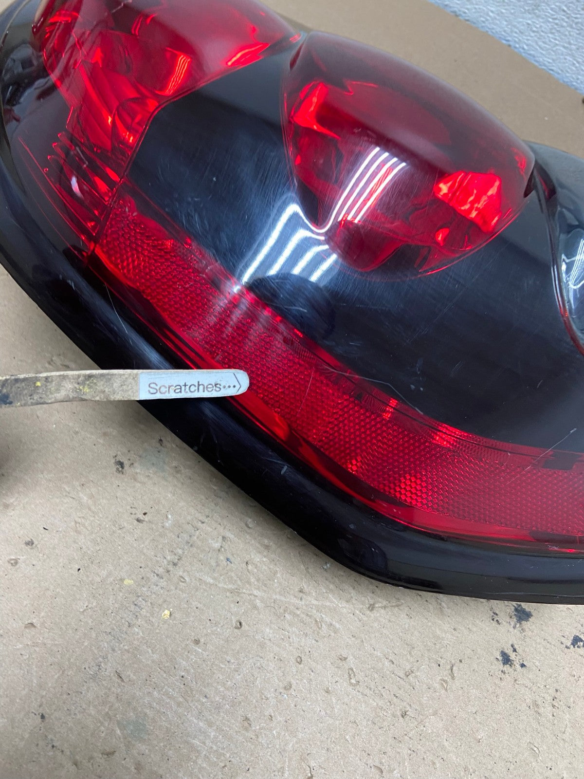 2002 to 2009 Chevrolet Trailblazer Left Driver LH Side Tail Light AF4783 LK3