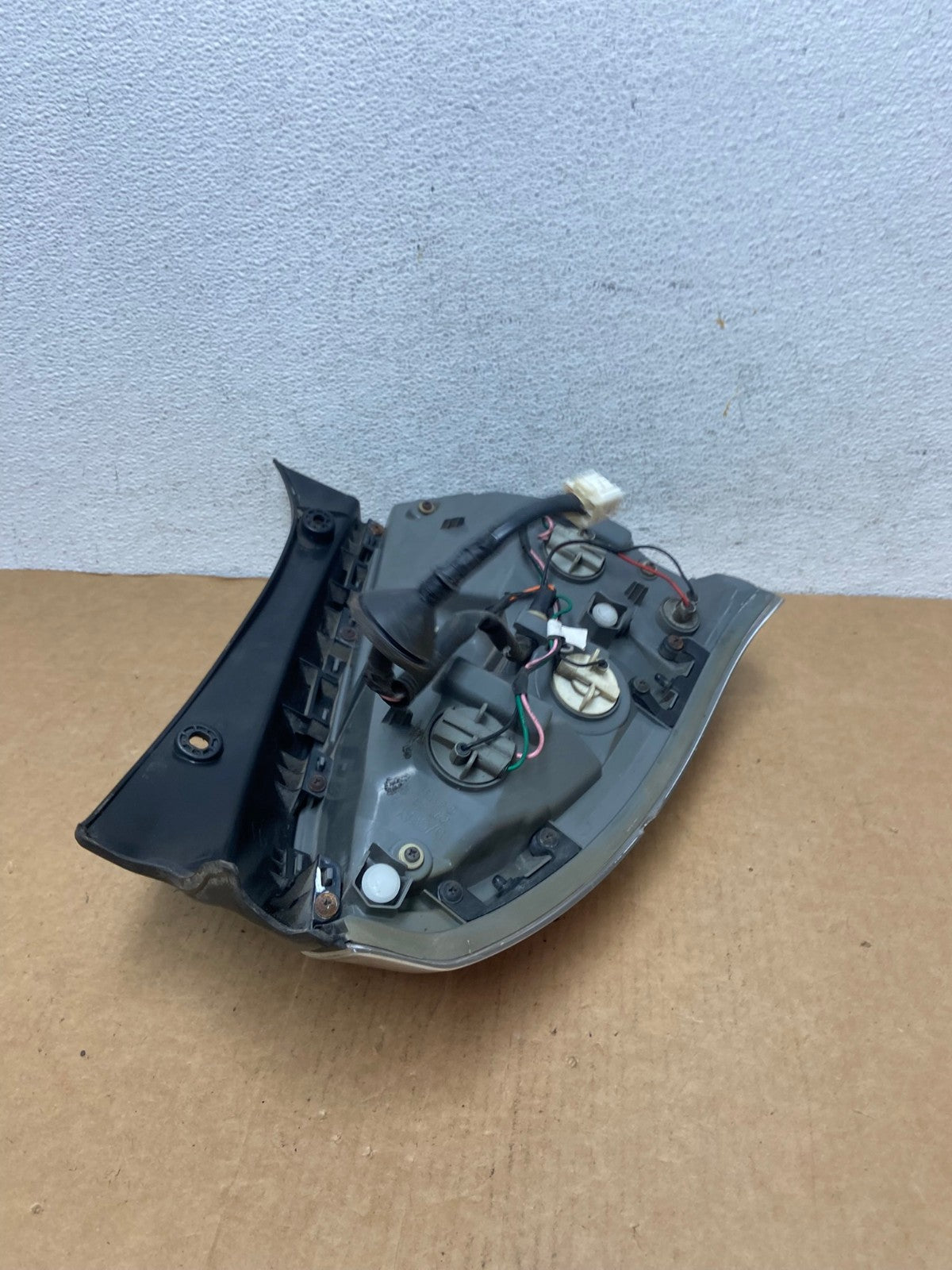 2007-2011 Hyundai Accent Hatchback Right Passenger Side Tail Light AD4563 LK6