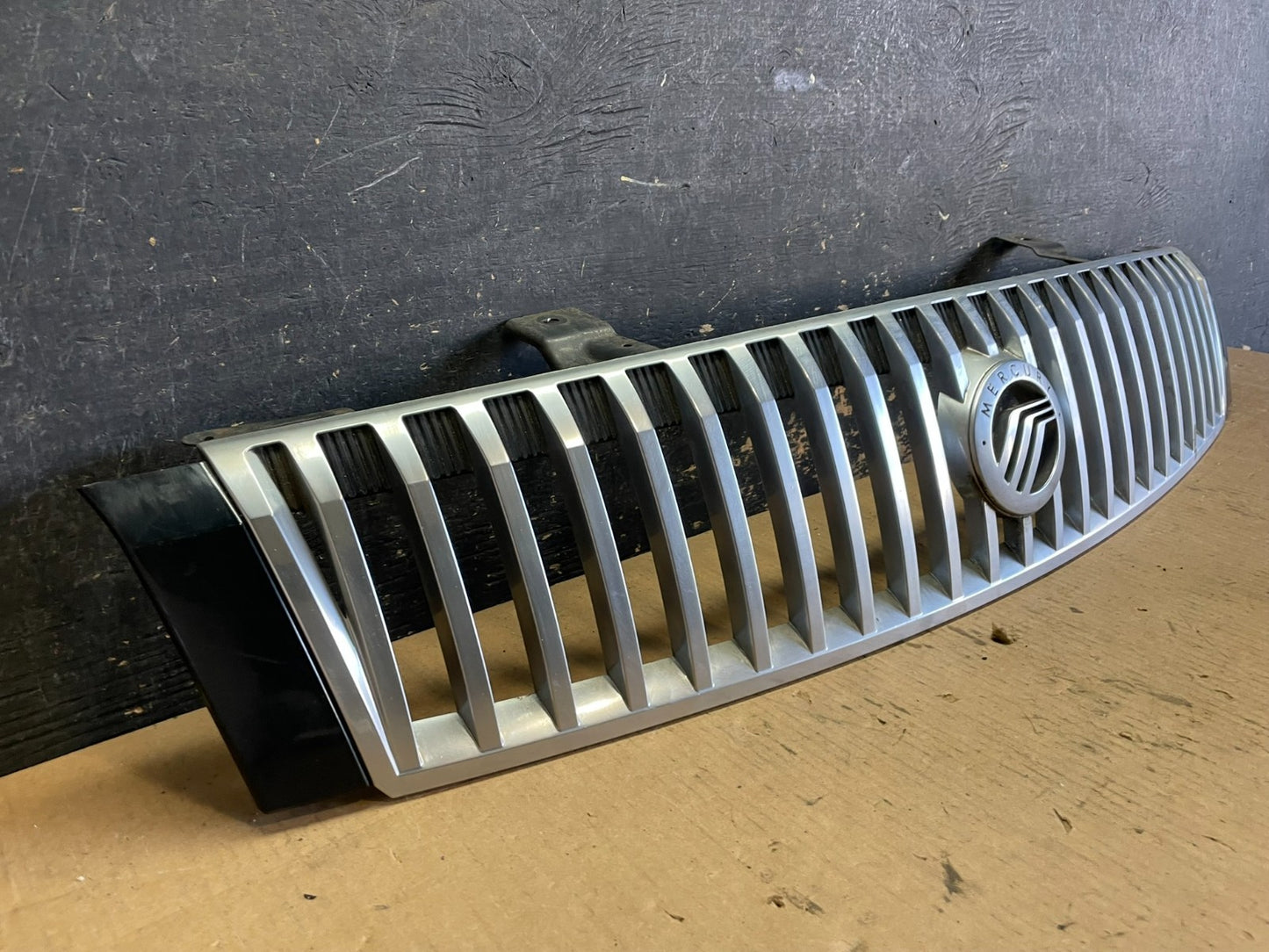 2005 2006 2007 Mercury Montego Front Upper Grill Grille Oem aa5862 DG1