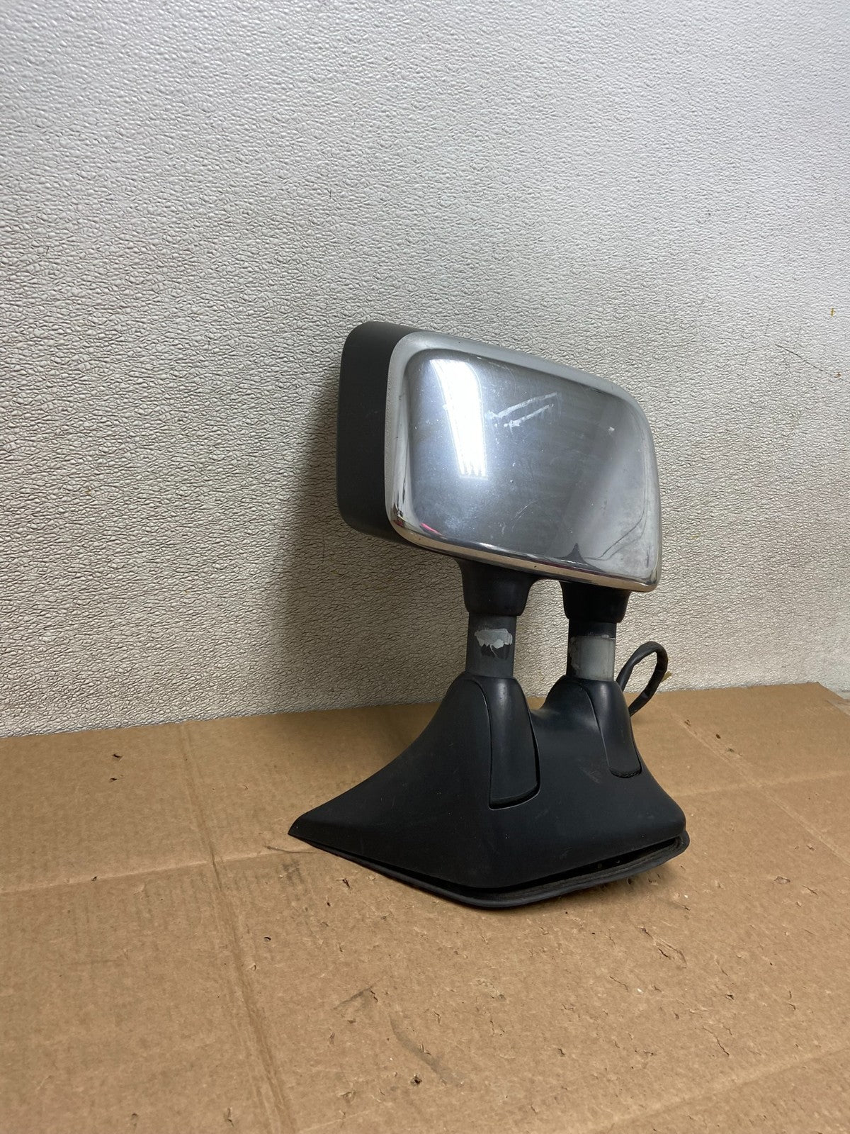2004 to 2015 Nissan Titan SE Left Driver LH View Door Heated  Mirror Y8686 MS2