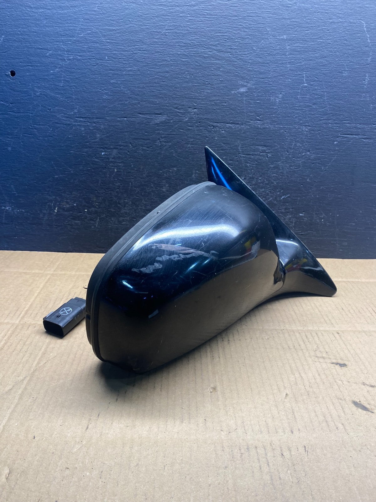 2004 to 2011 Lincoln Town Car Right Passenger View Heated Door Mirror AD5009 DW1